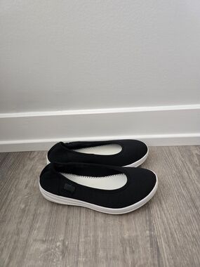 Fitflop Black and White Slip-On Ballet Flats